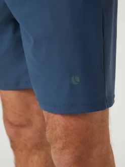 Ace 9 short