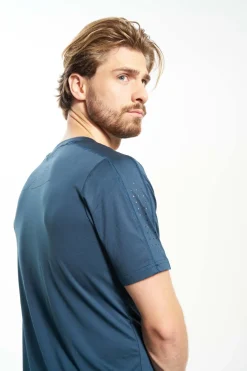 Active t-shirt