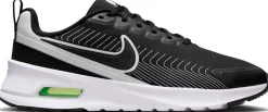 Air Max Nuaxis sneakers
