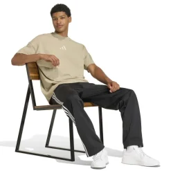 All season T-shirt