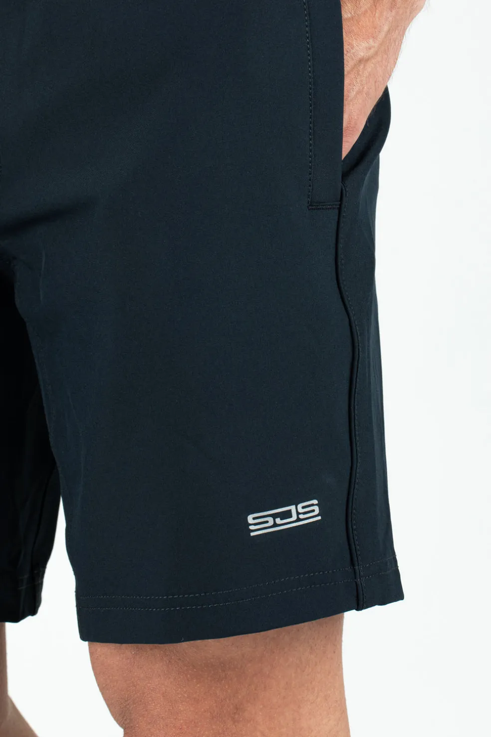 Antal short