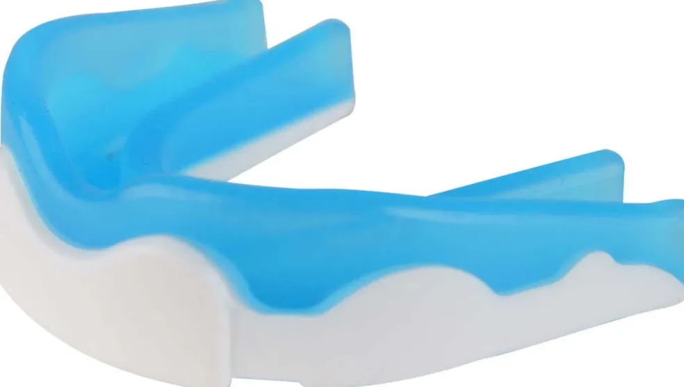 bp7021 mouthguard sr trans bl/wh pe