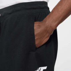 Club Alumni short