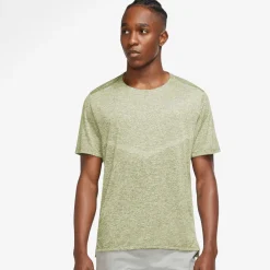 Dri-FIT Rise 365 t-shirt
