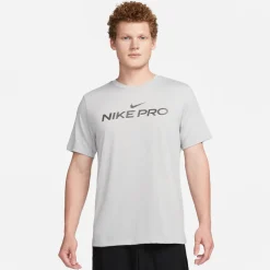 Dri-FIT shortsleeve shirt