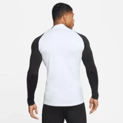 Dri-FIT Strike longsleeve