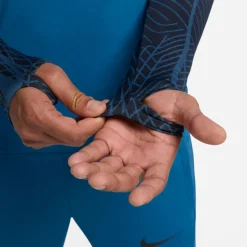 Dri-FIT Strike longsleeve