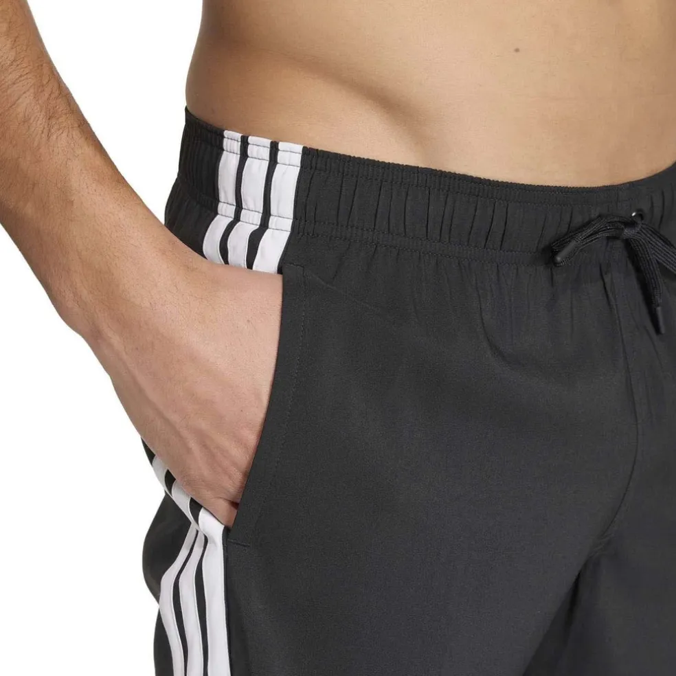 Essentials shorts 5in