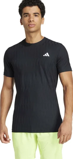 Freelift Tee