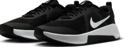 mc trainer 3 men's workout sho