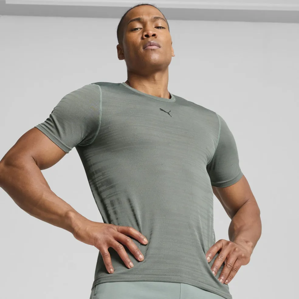 M Tad Tech Seamless Tee