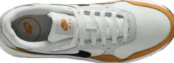 NIKE AIR MAX SC