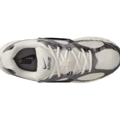 Nike V5 Rnr