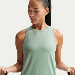 One Classic Dri-FIT tanktop
