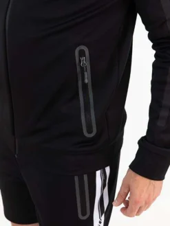 Orrell vest