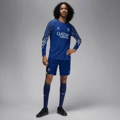 Paris Saint Germain 4th 2024/25 Strike short