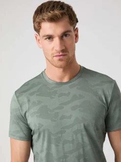 Performance t-shirt