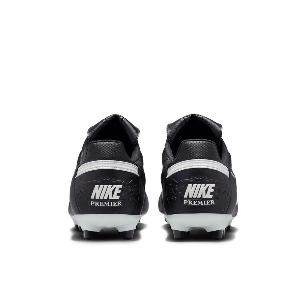Premier 3 Low-top FG voetbalschoenen
