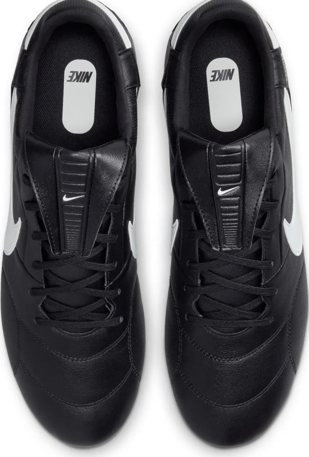 Premier 3 Low-top FG voetbalschoenen