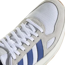 Run 84 sneakers