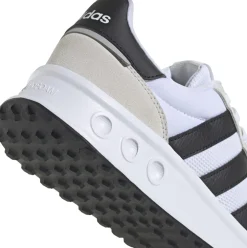 Run 84 sneakers