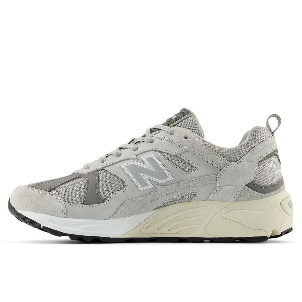 878 schoenen