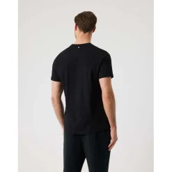 sports t-shirt
