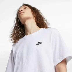 Sportswear Club T-shirt
