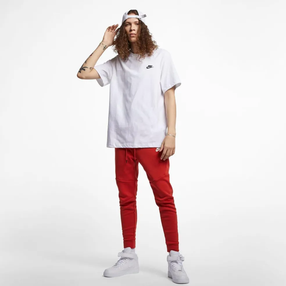 Sportswear Club T-shirt