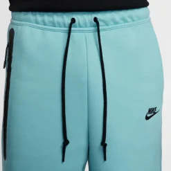 Sportswear Tech Fleece short