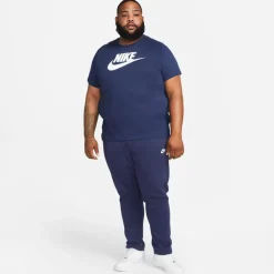 sportswear t-shirt