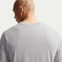 sportswear t-shirt