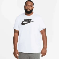 sportswear t-shirt