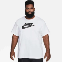 sportswear t-shirt