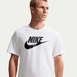 sportswear t-shirt