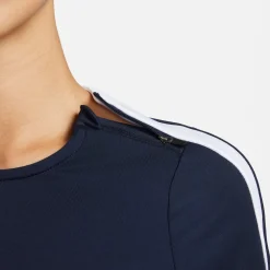 Strike longsleeve top