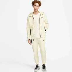Tech Fleece broek