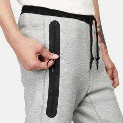 Tech Fleece broek