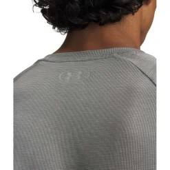 Tech Textured-shirt