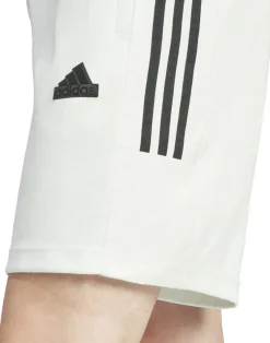 Tiro short