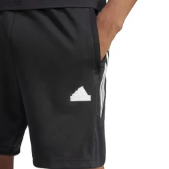 Tiro short