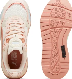 Trinity sneakers