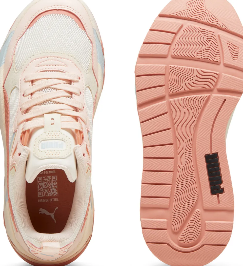 Trinity sneakers