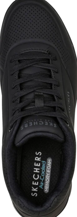 Uno sneakers