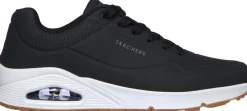 Uno sneakers