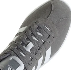 VI Court 3.0 sneakers