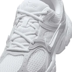 v5 rnr sneakers
