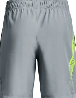 Woven Graphic short
