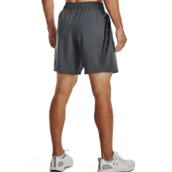 Woven Graphic short